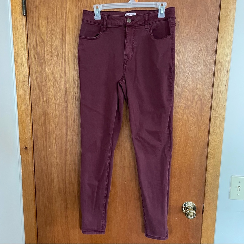 M jeans Women's Burgundy Jeans size medium